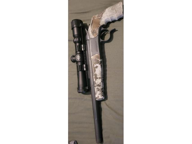Image 1 / 1