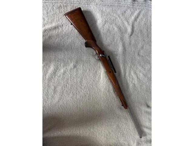 Image 1 / 2