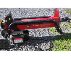 Log splitter