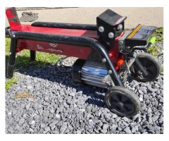 Log splitter