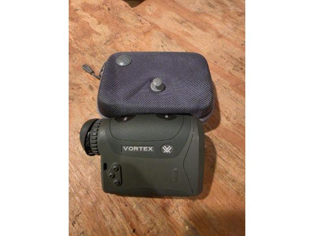 Image 1 / 1