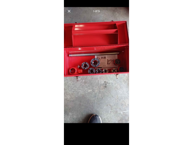 Image 1 / 1