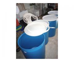 55 gal blue storage drums