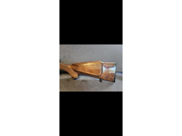 Image 3 / 3