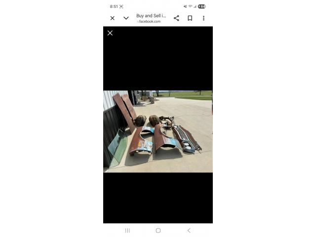 Image 2 / 3