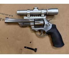 Smith and Wesson 629 44 mag