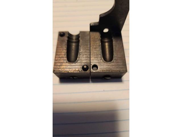 Image 3 / 3