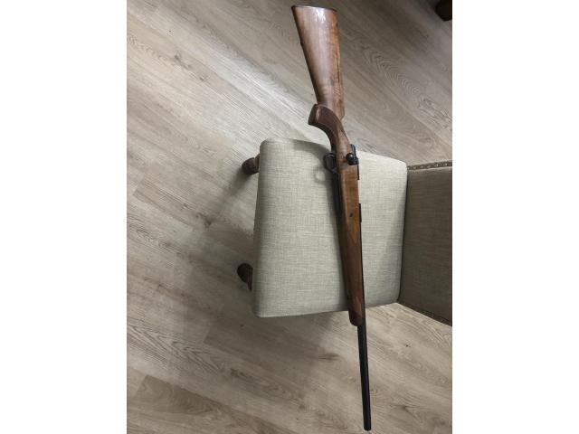 Image 2 / 3